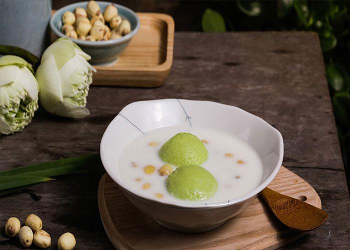 Buổi tiệc gia đình thật tròn vị với các món chè cực thanh mát