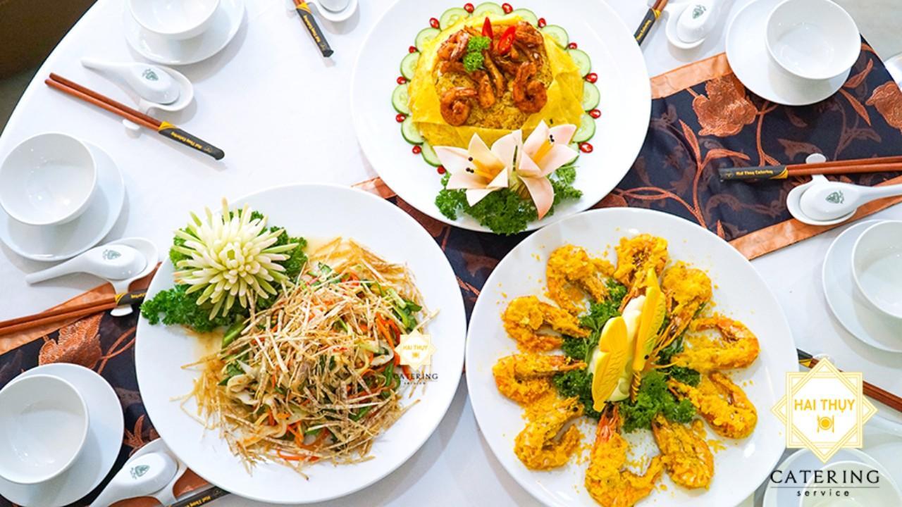 Đội ngũ đầu bếp luôn mang đến nhứng món ăn khiến bao người phải mê mẩn